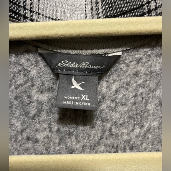 Eddie Bauer  Outerwear - Grey - size XL - Picture 4 of 5